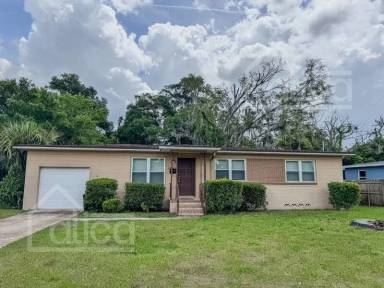 Main picture of 2845 Holly Point Dr