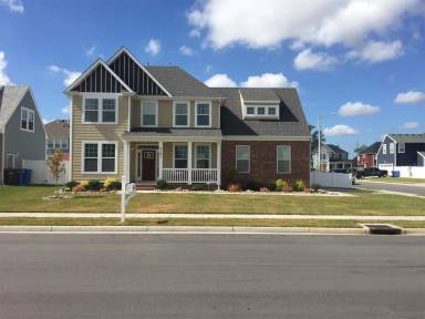 Main picture of 2101 Beeblossom Ln
