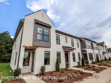 Main picture of 2021 Rosemary St