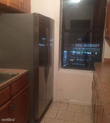 Main picture of 2119 Beverley Rd