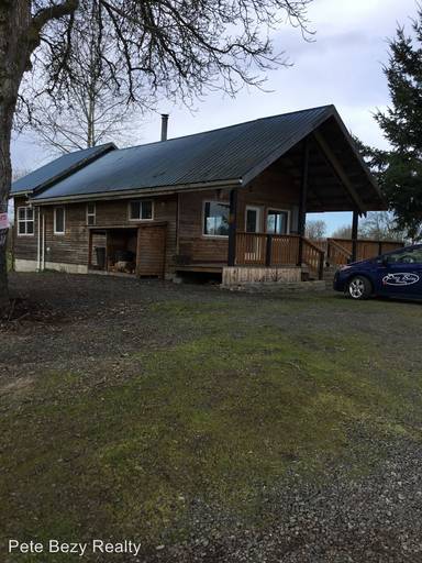 Main picture of 837 SW Hillburger Rd
