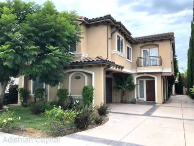 Main picture of 2019 Voorhees Ave