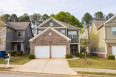 Main picture of 156 Daisy Cir