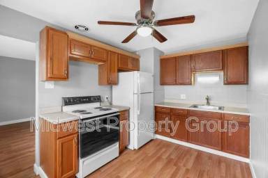 Main picture of 9204 Lackland Rd