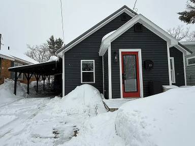 Main picture of 115 W 9th Ave