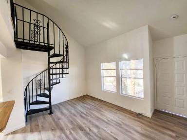 Main picture of 3923 Gogo Way