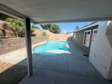 Main picture of 1118 Zircon St