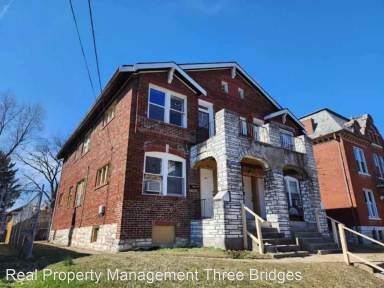 Main picture of 8443 Newby St