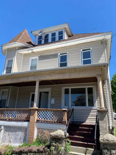 Main picture of 1613 Linden St