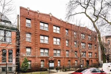 Main picture of 2218 N Bissell St