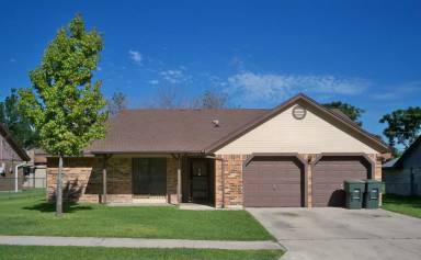 Main picture of 3007 Sungate Dr