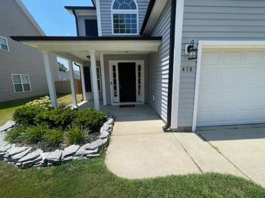 Main picture of 410 Branchmoor Ct