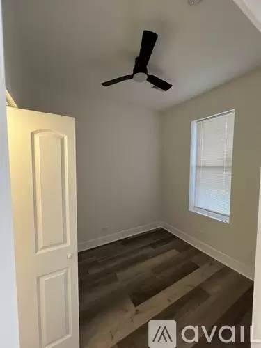 Main picture of 3626 W Grenshaw St