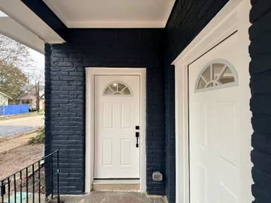 Main picture of 1519 McKee St