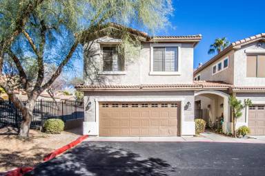 Main picture of Stone Cliffe