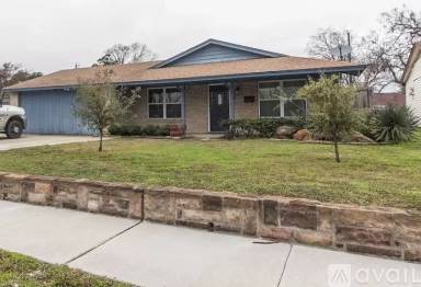 Main picture of 1007 Terry Way