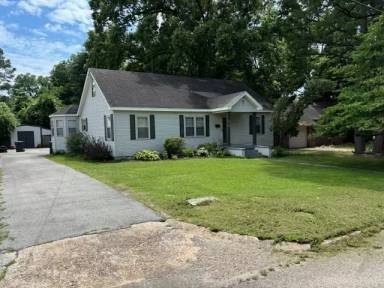 Main picture of 619 W Thomas Ave