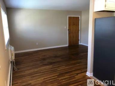 Main picture of 5910 Carrollton Ave