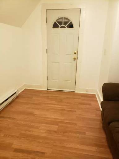 Main picture of 49 Irving St