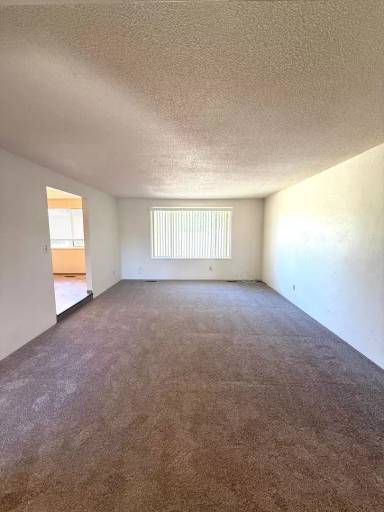 Main picture of 3051 Jason Way