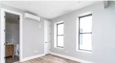 Main picture of 1963 Saint Johns Pl