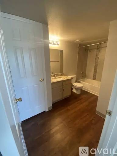 Main picture of 905 Pacific Hills Pt