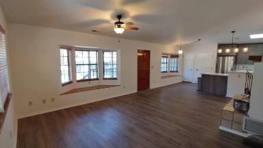Main picture of 1595 Sierry Peaks Dr