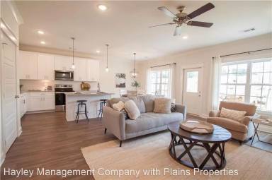 Main picture of 1430 Gatewood Pl