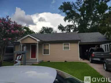 Main picture of 113 Thelma Dr