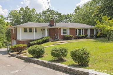 Main picture of 644 Lemont Dr