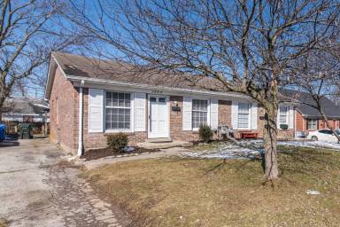Main picture of 1947 Spring Station Dr