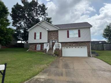 Main picture of 3122 Clydesdale Dr