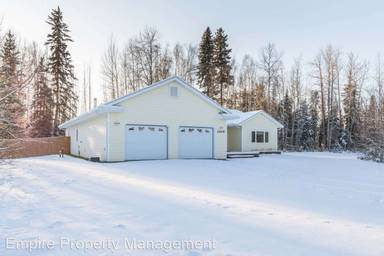 Main picture of 2429 Golf Ct