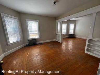 Main picture of 17 Grove St