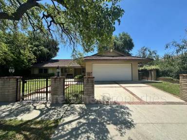 Main picture of 18936 Kilfinan St