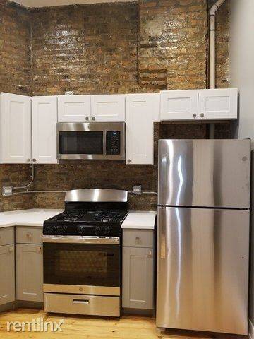 Main picture of 2457 W Armitage Ave