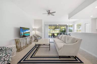 Main picture of 1953 Crestview Way