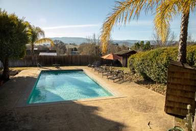 Main picture of 2470 Janin Way