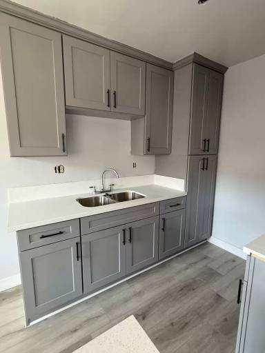 Main picture of 8080 Langdon Ave