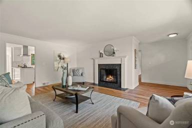 Main picture of 21611 92nd Ave W