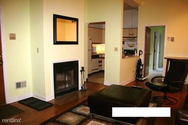 Main picture of 2142 N Racine Ave