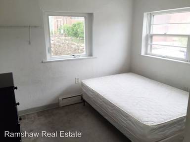 Main picture of 1105 W Oregon St