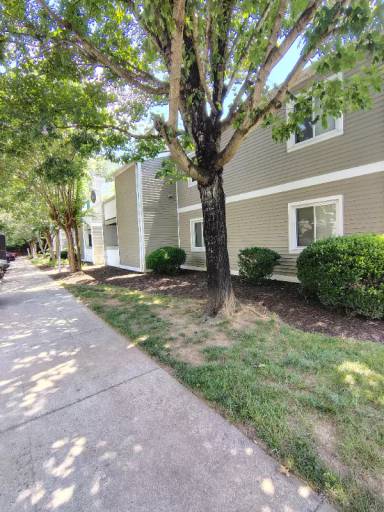Main picture of Maple Ridge Apartments