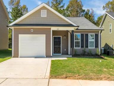 Main picture of 152 McDowell Pkwy