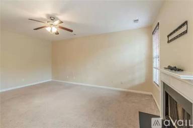 Main picture of 4247 Youngstown Cir