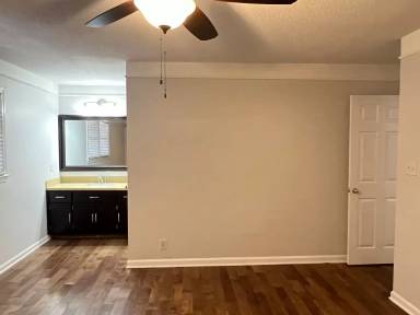 Main picture of 1149 Runnymede Ln