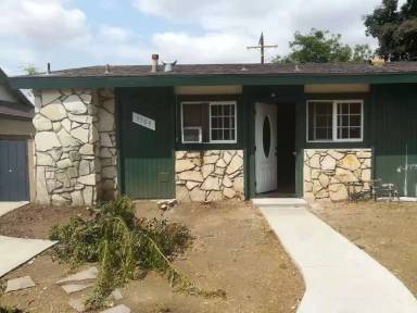 Main picture of 9511 Corbin Ave