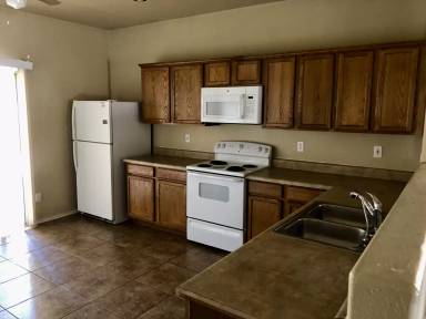 Main picture of 9716 W Kingman St