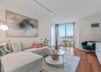 Main picture of Riverbank Lofts Condo