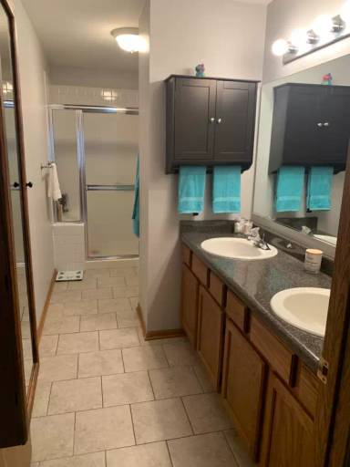 Main picture of 330 Ashbury Ln W